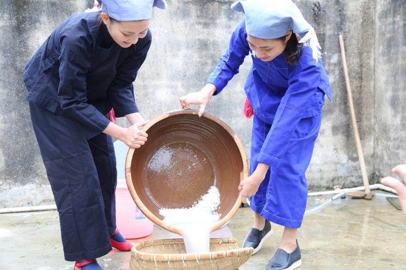 横县榃僧簸箕粉制作技艺